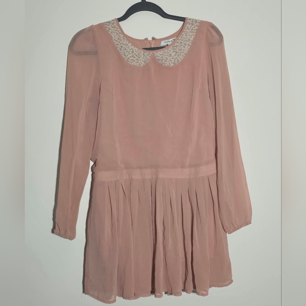 Elegant Pink Pleated Trim Dress
